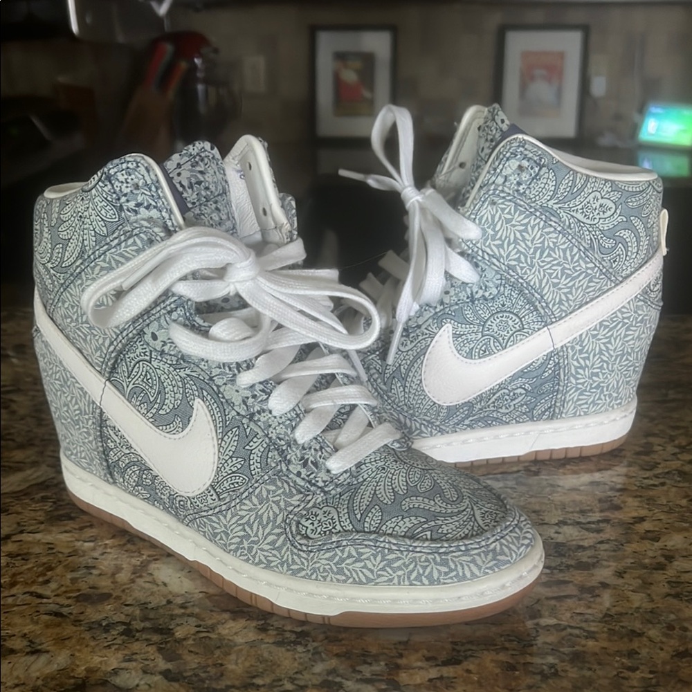 Nike Blue and White Sneakers with Hidden Wedge